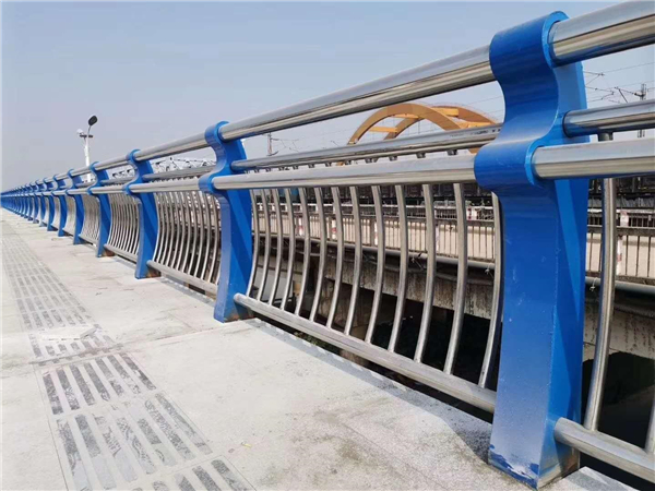 葫芦岛304不锈钢复合管护栏的生产工艺揭秘
